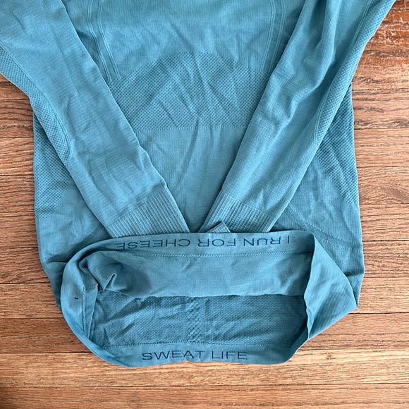 Lululemon Swiftly Tech Long Sleeve - Picture 3 of 6